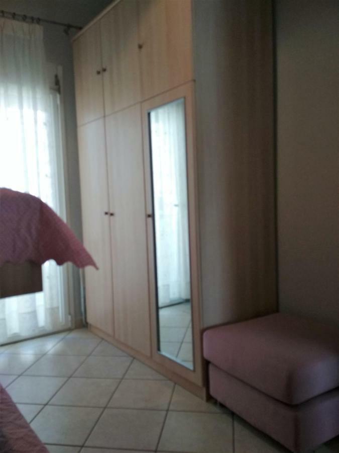 Luxury Sea View Appartement Ofrínion Buitenkant foto