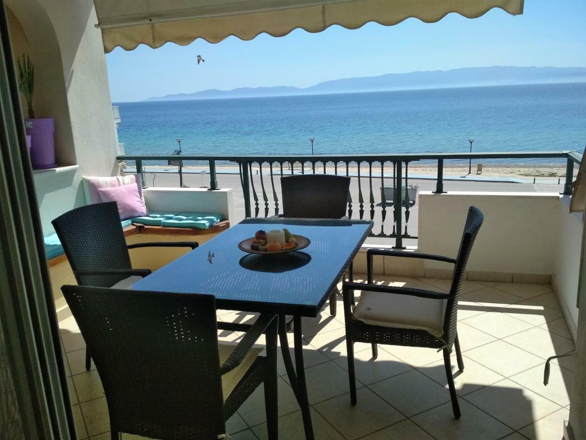 Luxury Sea View Appartement Ofrínion Buitenkant foto